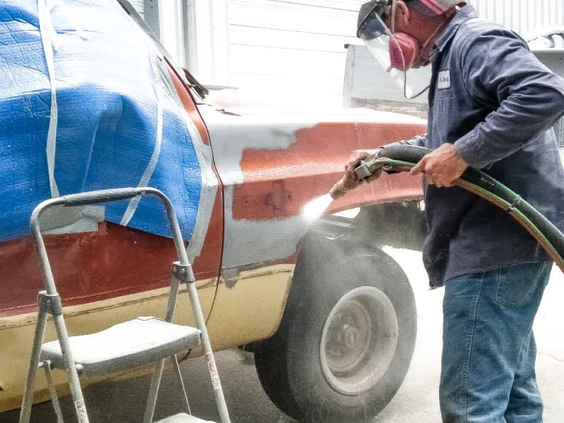 Auto body dustless blasting in Southern California